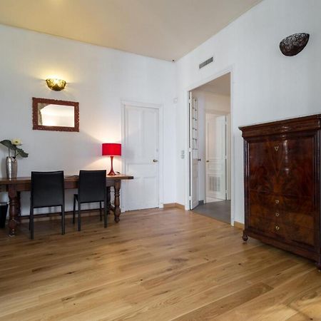 Etats Unis 892 - Spacious Flat On Sea Front Wac Ница Екстериор снимка