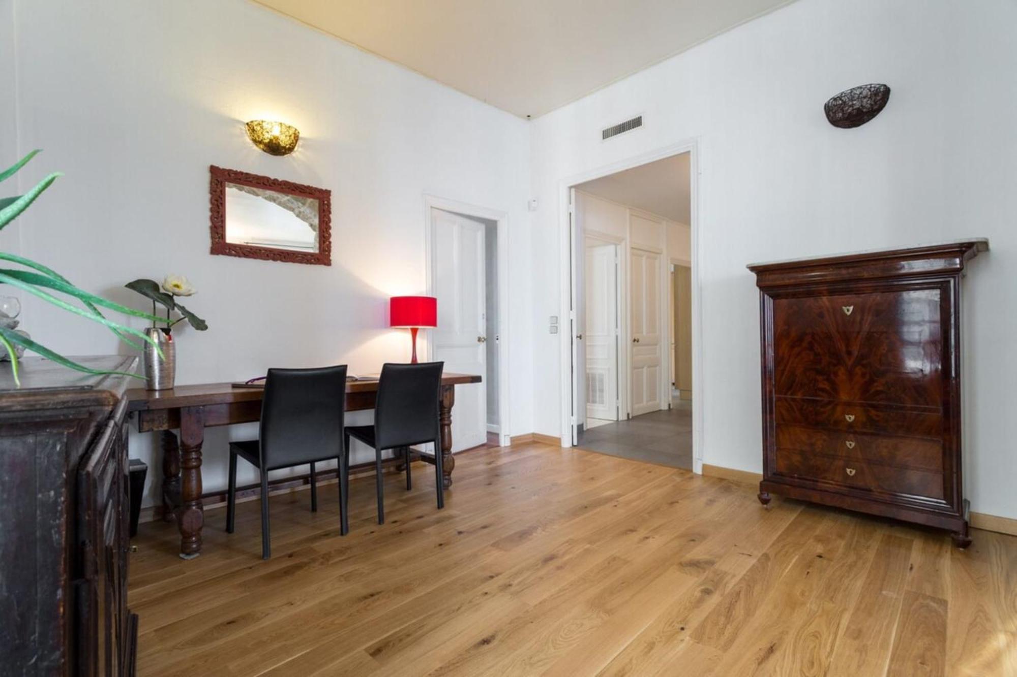 Etats Unis 892 - Spacious Flat On Sea Front Wac Ница Екстериор снимка